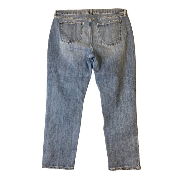 Old Navy Womens Siz 16 Mid Rise Jeans Busted Knee Boyfriend Blue Denim - Picture 2 of 7